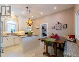 18 MAIN STREET E - 12