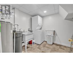 156 VICTORIA STREET N - 16