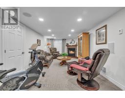 156 VICTORIA STREET N - 18