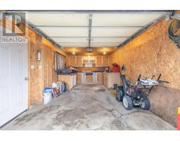 156 VICTORIA STREET N - 23