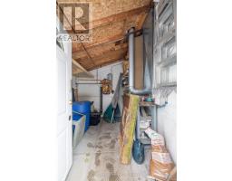 156 VICTORIA STREET N - 24