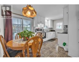 156 VICTORIA STREET N - 3