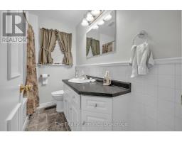 156 VICTORIA STREET N - 6