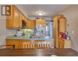 60 CANROBERT STREET - 12