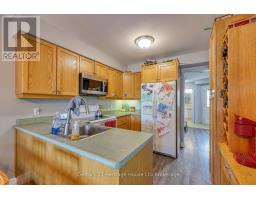 60 CANROBERT STREET - 13