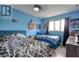 60 CANROBERT STREET - 20