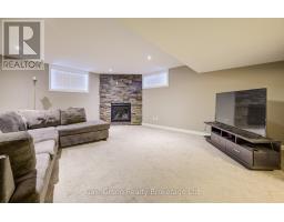 117 JUNO CRESCENT - 23