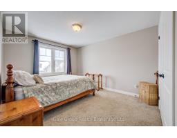 117 JUNO CRESCENT - 27