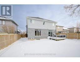 117 JUNO CRESCENT - 36