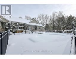 11 NORSWORTHY LANE - 13