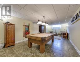 11 NORSWORTHY LANE - 38