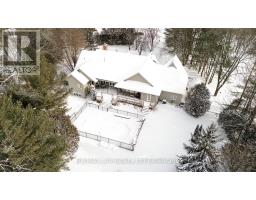 11 NORSWORTHY LANE - 4