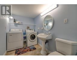 11 NORSWORTHY LANE - 42