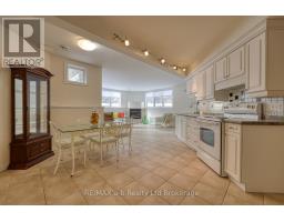 11 NORSWORTHY LANE - 43