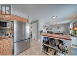 215 MUNNOCH BOULEVARD - 16