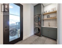 574246 OLD SCHOOL LINE - 30