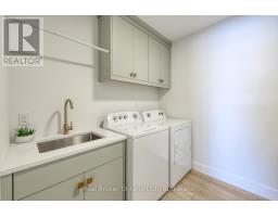 574246 OLD SCHOOL LINE - 38