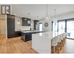 574246 OLD SCHOOL LINE - 7