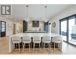 574246 OLD SCHOOL LINE - 8