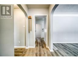 387 WELLINGTON STREET - 26