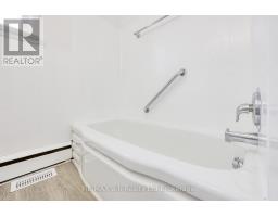 387 WELLINGTON STREET - 32