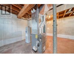 387 WELLINGTON STREET - 38