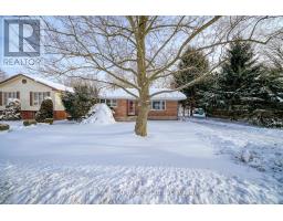 387 WELLINGTON STREET - 4