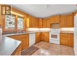 21 WINDEMERE AVENUE - 12