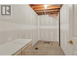 21 WINDEMERE AVENUE - 26