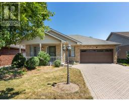 18 ORIOLE CRESCENT - 1