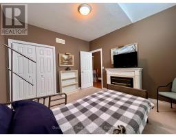 25 - 500 LAKEVIEW DRIVE - 11