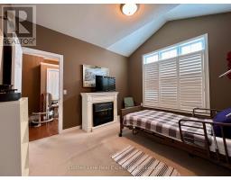 25 - 500 LAKEVIEW DRIVE - 12