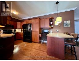 25 - 500 LAKEVIEW DRIVE - 5