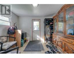 208 VICTORIA STREET - 14