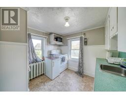 208 VICTORIA STREET - 40