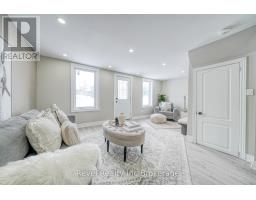 123 CHARLES STREET E - 19