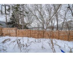 123 CHARLES STREET E - 32