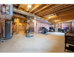 161 HEMLOCK STREET - 34