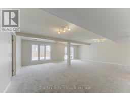 224 BREMBEL COURT - 34