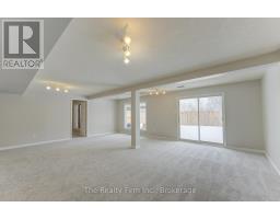 224 BREMBEL COURT - 36