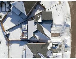 624 HALIFAX ROAD - 4