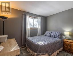 745190 OXFORD ROAD 17 - 14