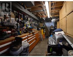 745190 OXFORD ROAD 17 - 18