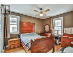 156 CHARLES STREET E - 17