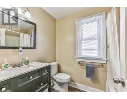 156 CHARLES STREET E - 21