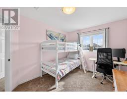 464 CHAMPLAIN AVENUE - 20