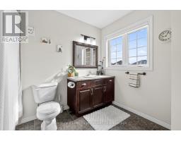 464 CHAMPLAIN AVENUE - 25