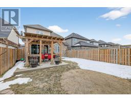 464 CHAMPLAIN AVENUE - 33