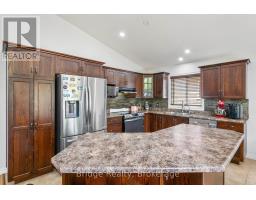 451 FAIRWAY ROAD - 10