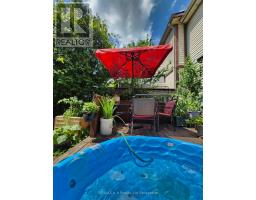 72 ADSWOOD ROAD E - 22